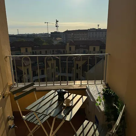 Apartmán Attico Con Balcone In Centro A Isola Milán